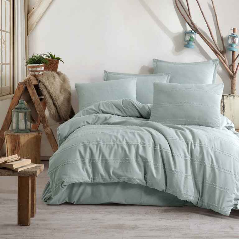 🛏️✨ Lenjerie Boutique – Răsfăț și Eleganță în Dormitorul Tău! ✨🏡