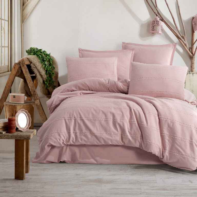 🛏️✨ Lenjerie Boutique – Răsfăț și Eleganță în Dormitorul Tău! ✨🏡